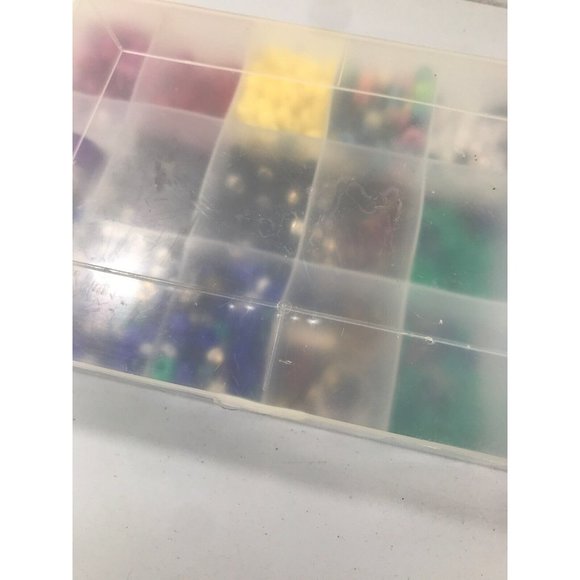 Beads And Findings For Jewelry & Other Crafts Multiple Color Box Of Loose Craft - Picture 6 of 12